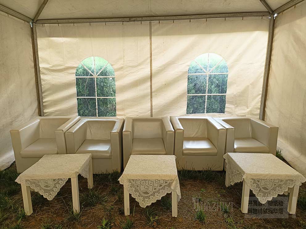 茶幾租賃擺放參與商務會議很實用