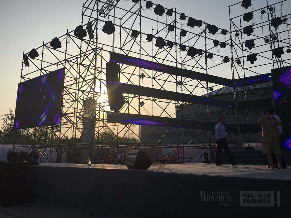 雷亞架活動物料租賃華熠傾情奉獻