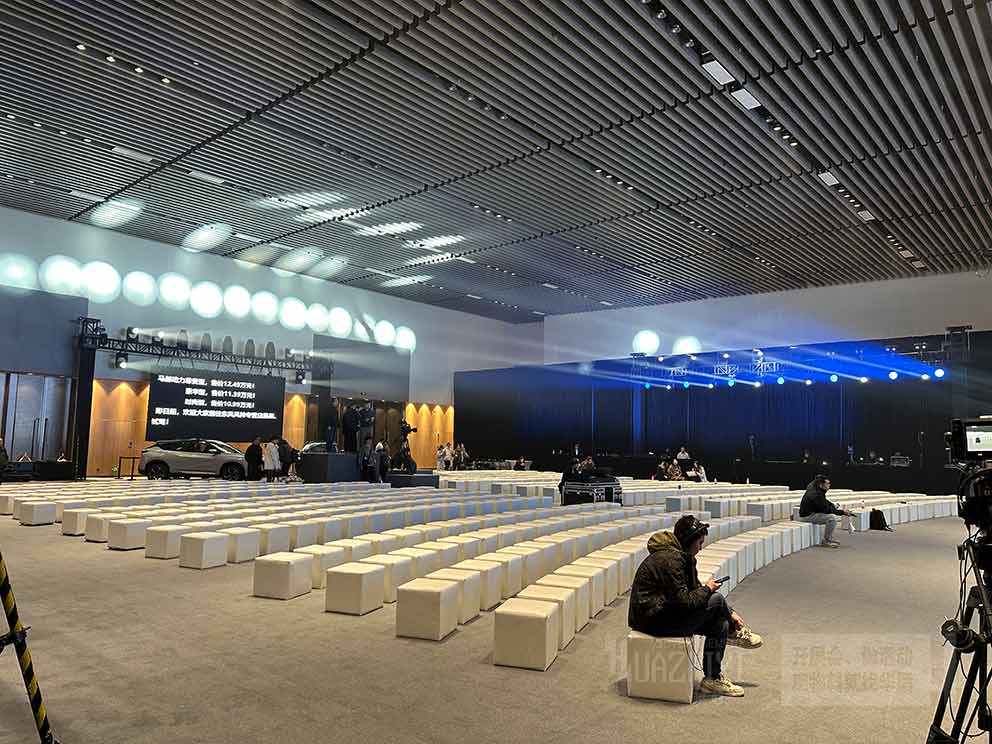 東風風神發(fā)布會租賃沙發(fā)凳