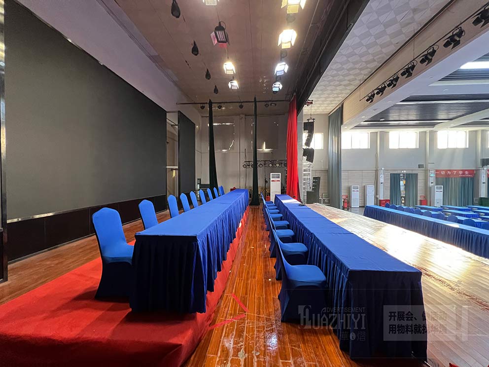 水利與環(huán)境職業(yè)學(xué)院租賃使用華熠鋁合金舞臺(tái)