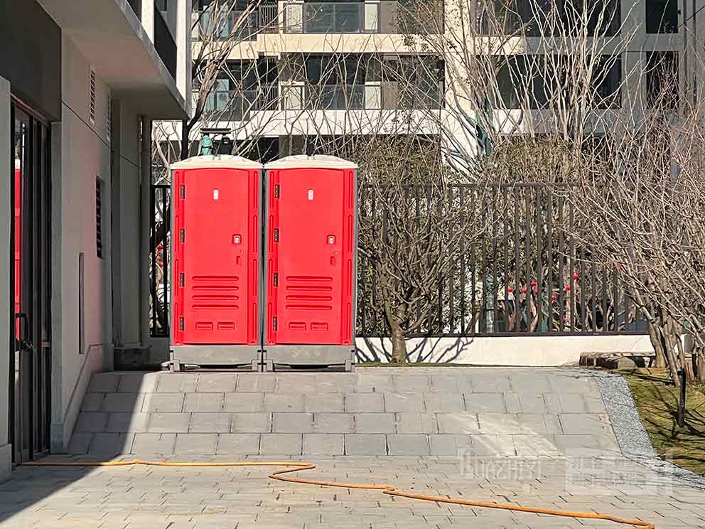 移動廁所出租廠家助力永威城玖著交房現(xiàn)場