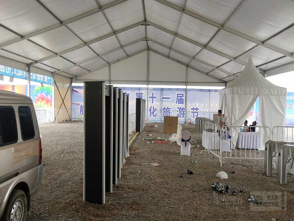 活動現(xiàn)場租賃華熠安檢門做好安全保障