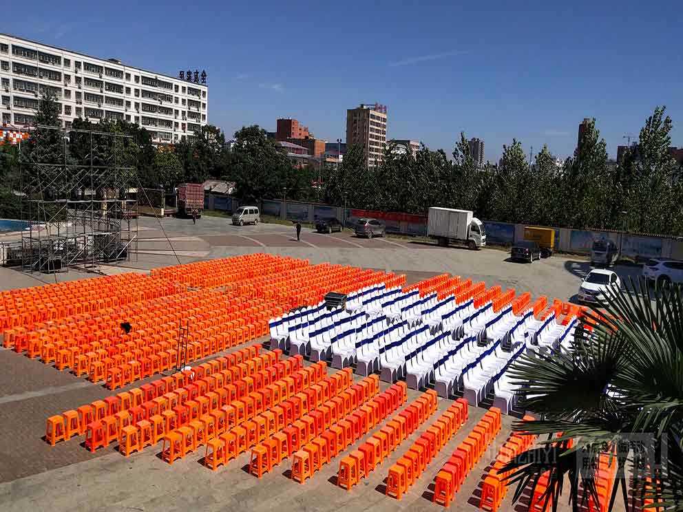 魯山集團(tuán)聯(lián)誼會租賃華熠塑料方凳