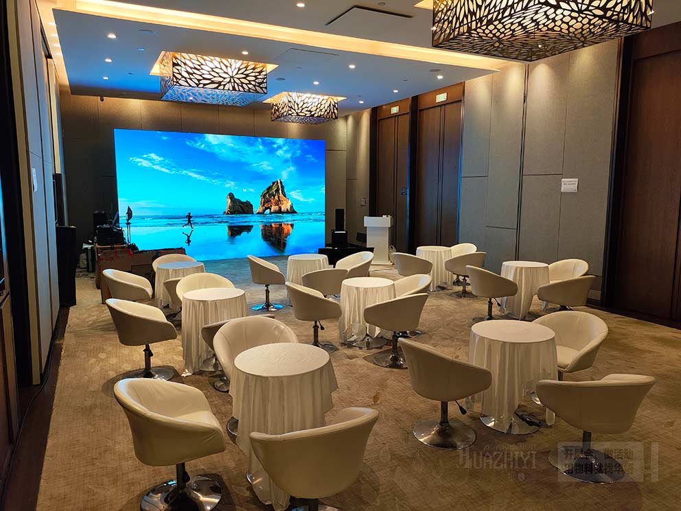 旋轉(zhuǎn)沙發(fā)椅出租適合用在酒店宴會(huì)廳