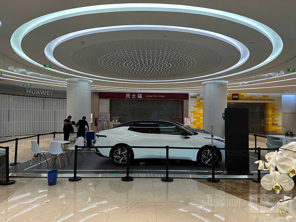 舞臺(tái)地臺(tái)租賃用在商場(chǎng)臨時(shí)車展很合適