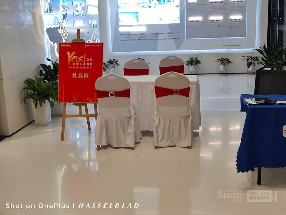 鄭州畫架出租廠家可以提供多種類型的活動物料供應(yīng)