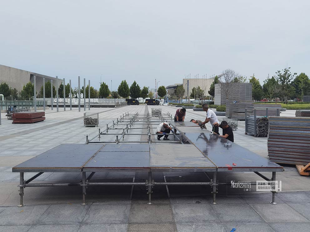 鄭州舞臺(tái)出租多少錢一平方？