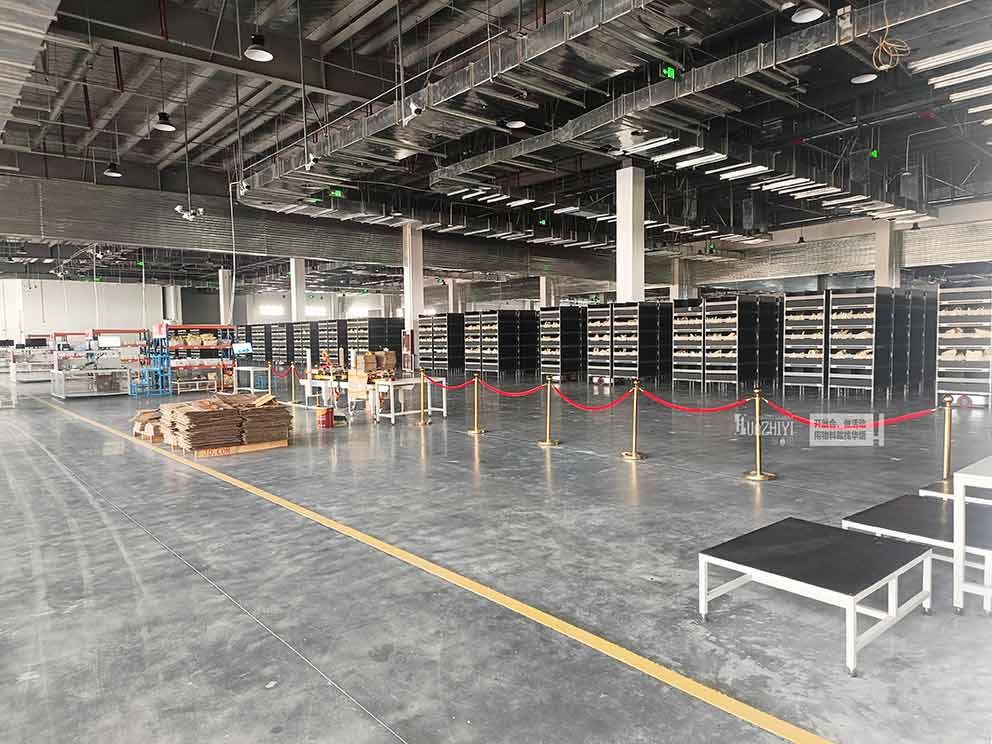 鄭州護(hù)欄租賃提供的禮賓柱點亮開園儀式喜慶氛圍