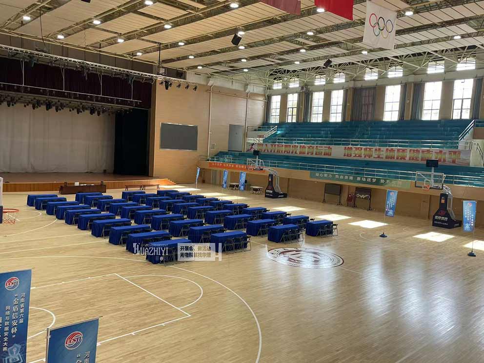 鄭州工商學(xué)院網(wǎng)絡(luò)與數(shù)據(jù)安全大賽現(xiàn)場租賃華熠公司的桌椅