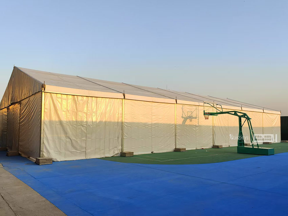 賽事篷房租賃場地要求較低成本更節(jié)約