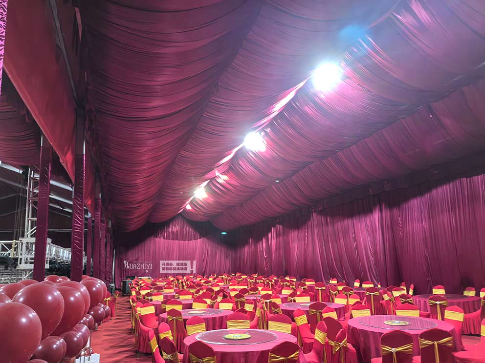 婚禮篷房租賃紅色篷房是更合適的一個選擇