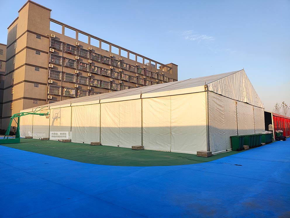 賽事篷房租賃場地要求較低成本更節(jié)約