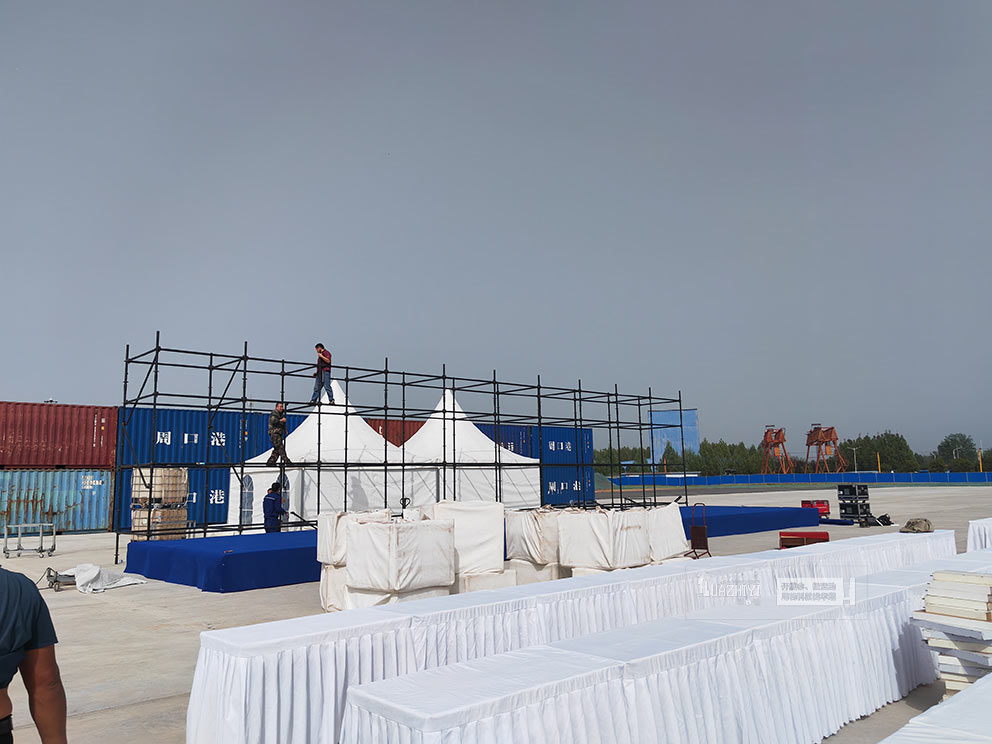 華熠桌椅出租助力平頂山港活動布置長條桌